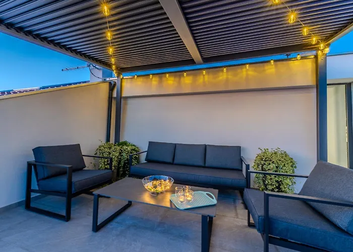 Biograd Sunset Penthouse With Spectactular View And Jacuzzi Appartamento *